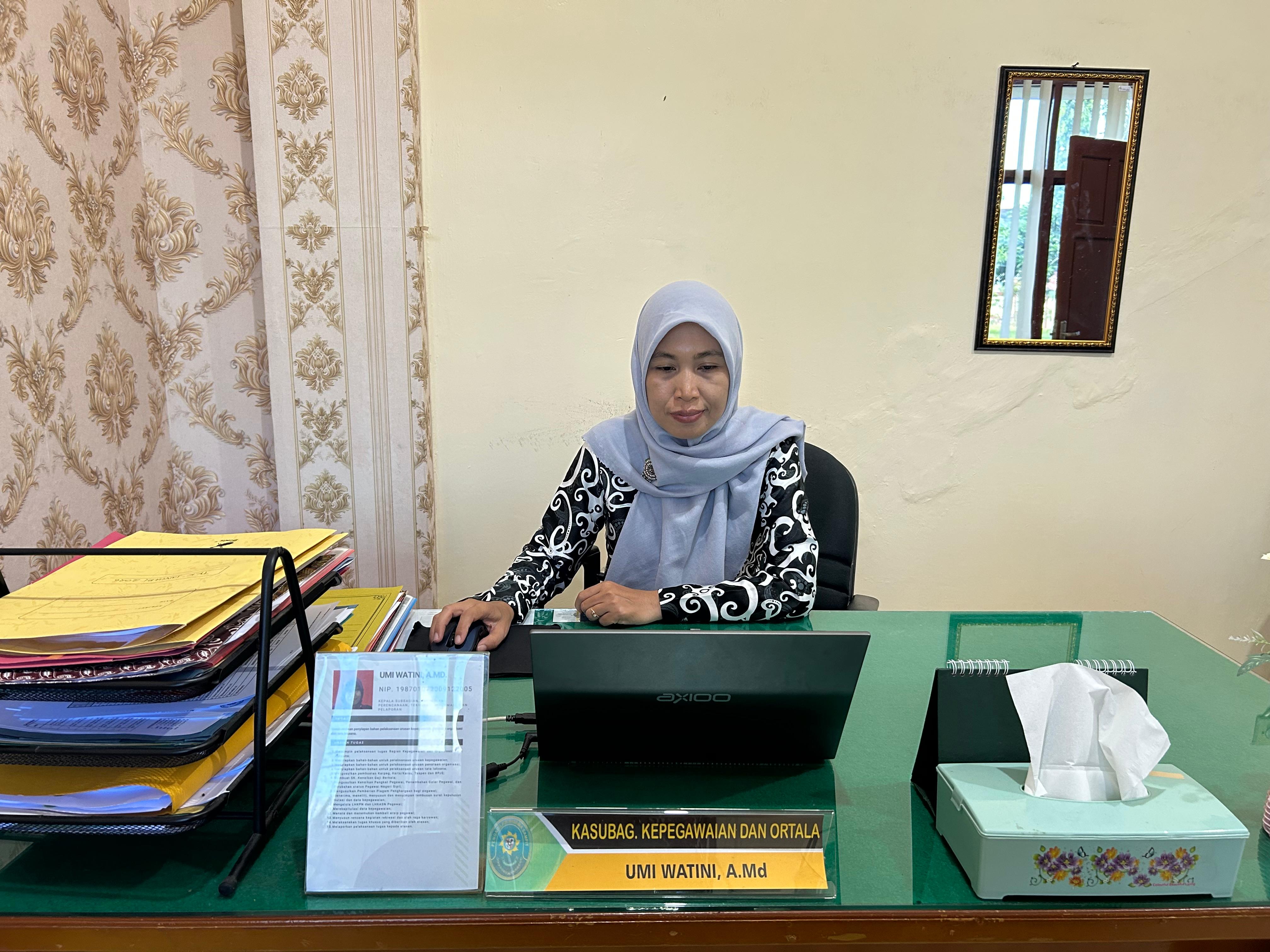 970. Sekretaris dan Kasubbag Kepegawaian PA Sampit Ikuti Bimtek Kepegawaian day 3